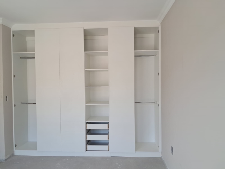 3 Bedroom Property for Sale in St Helena Views Western Cape